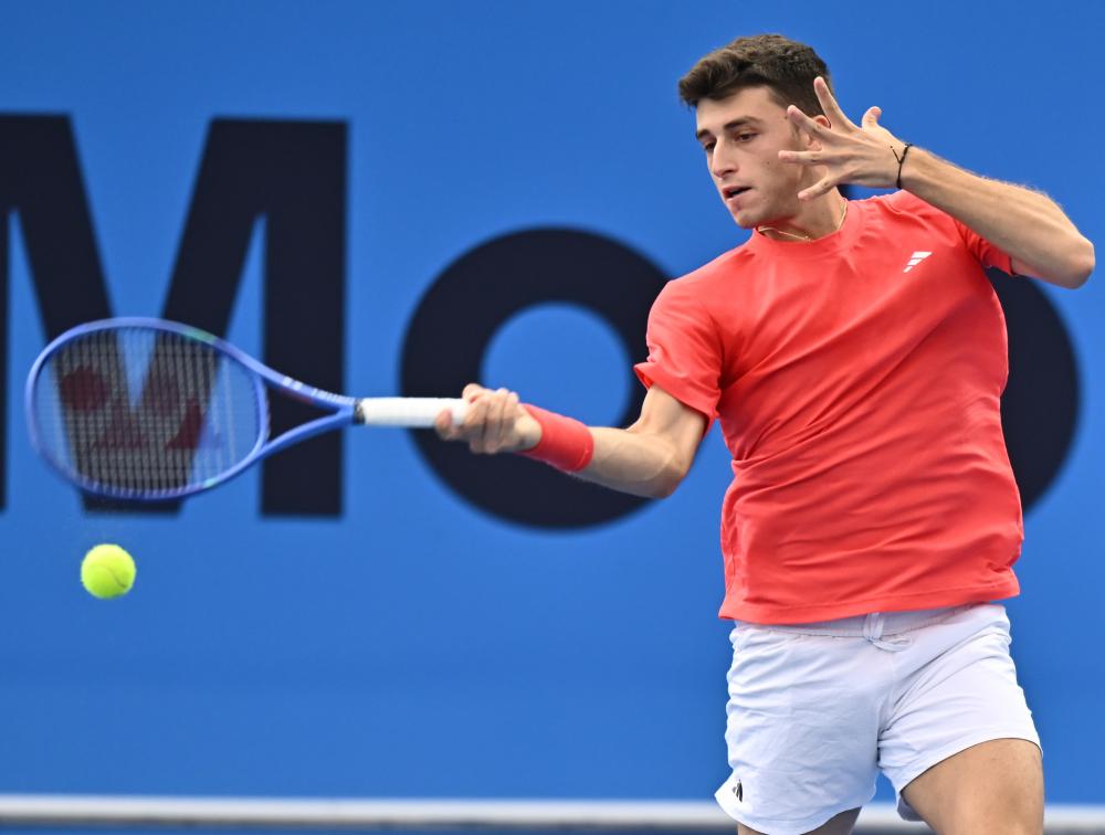 在他所参与 在他所参与